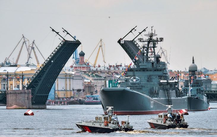 31 июля - День Военно-Морского флота Российской Федерации