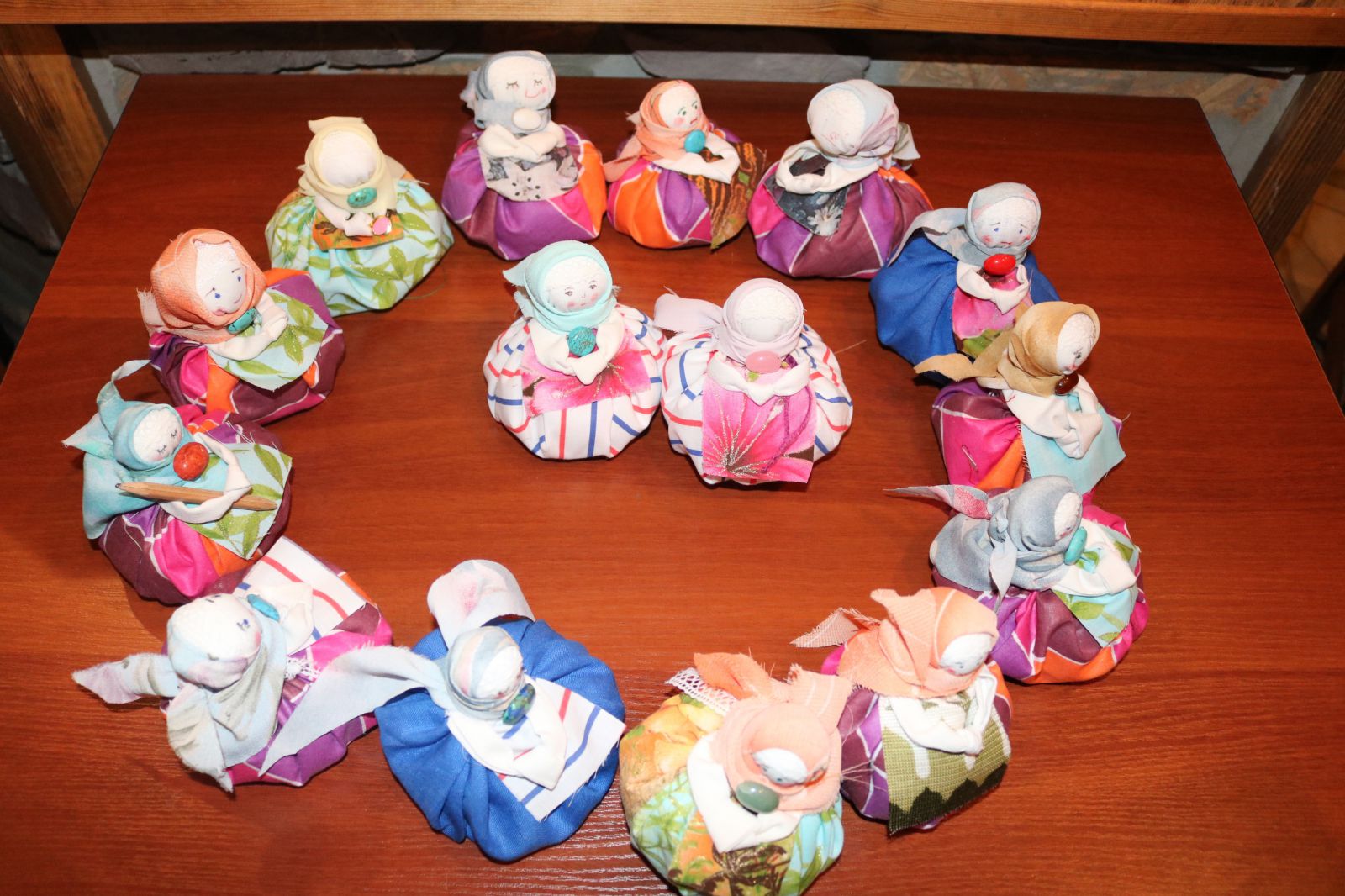 25 октября. Мастер-класс для взрослых и детей  Русская традиционная кукла